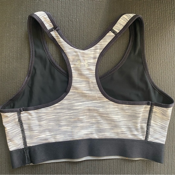 UNDER ARMOUR Sports Bra - M - Picture 5 of 6